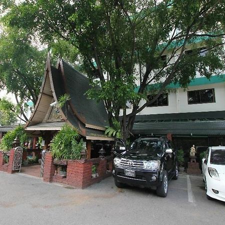 River Inn Канчанабури Екстериор снимка