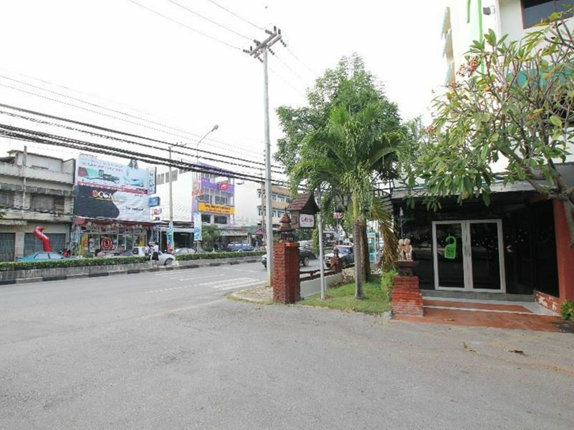 River Inn Канчанабури Екстериор снимка